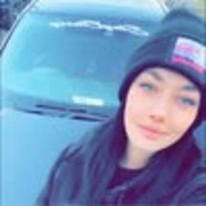 Meet your Posher, Celeste